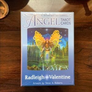 Angel Tarot Cards Radleigh Valentine NEW IN BOX❤️
